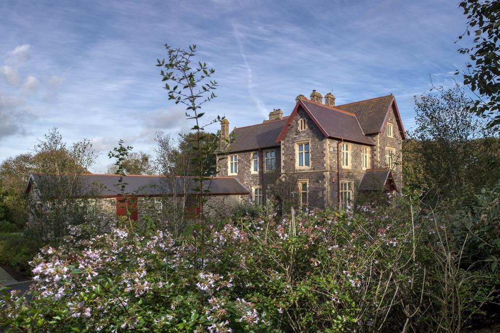 منزل الضيف سانت دافيدز  في Penrhiw Priory المظهر الخارجي الصورة